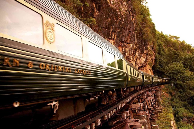 Le tour du monde en train de luxe : une aventure de 59 jours à travers 12 pays