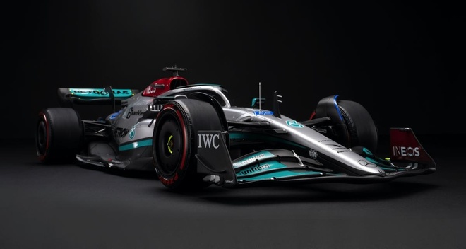 L'équipe Mercedes-AMG F1 s’engage à investir dans le carburant d'aviation durable