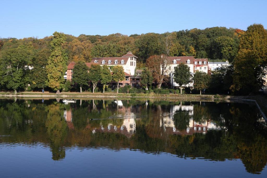 Séjour les pieds dans l’eau : Les Étangs de Corot à Ville-d’Avray